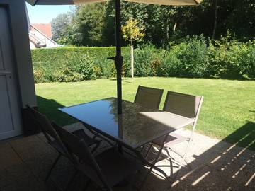 Gîte pour 4 personnes, avec piscine ainsi que terrasse et jardin dans la Somme