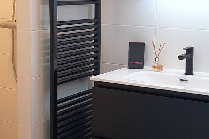 Ferienhaus am Wasser mit Boot, Airco, Sauna, Fahrrad, Sup und BBQ in Heeg, Ijsselmeer