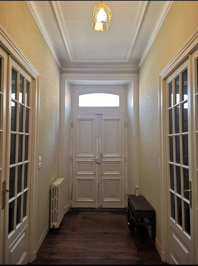 Location de vacances pour 6 personnes, avec jacuzzi ainsi que balcon et jardin à Mauron - 2