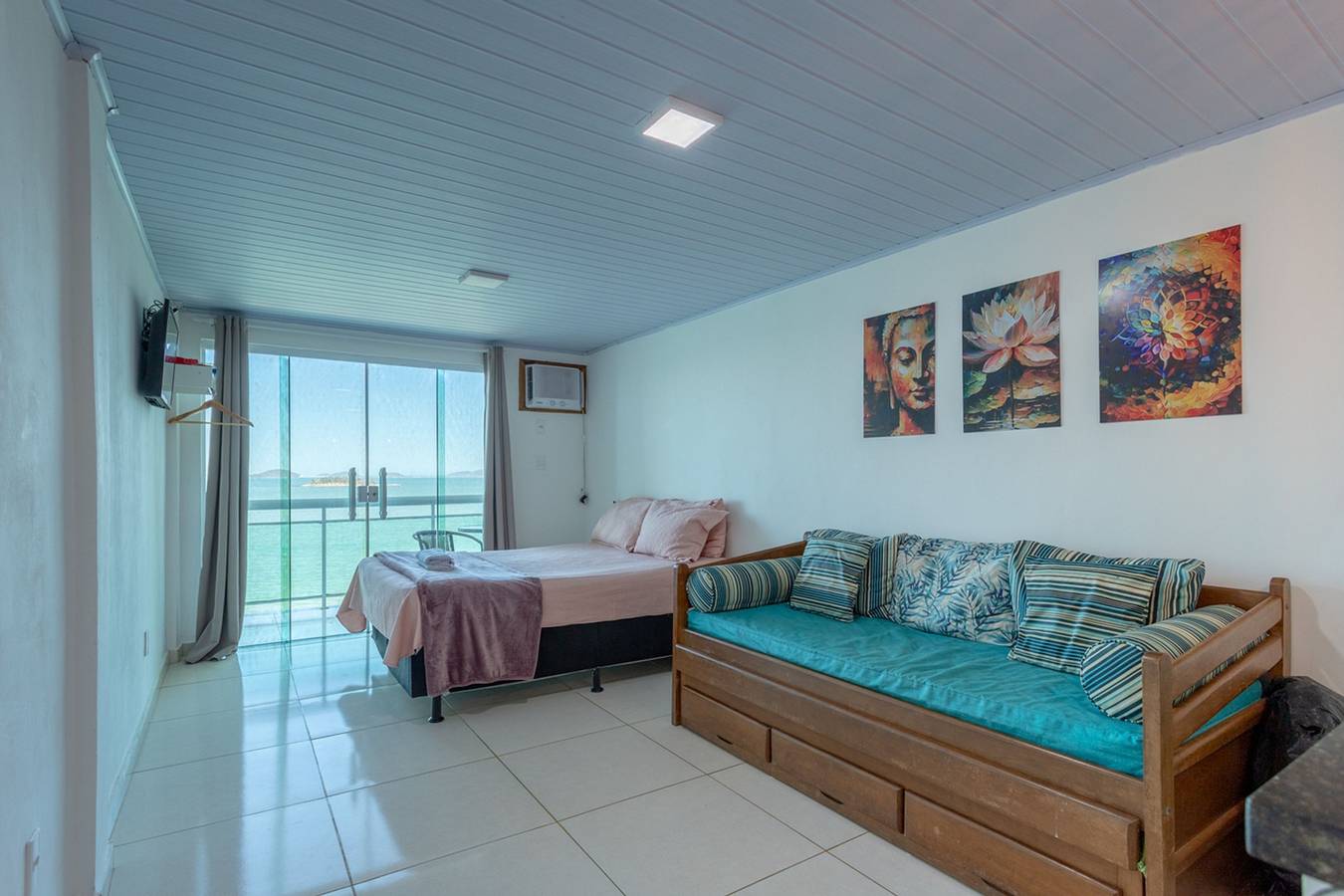 Entire apartment, Estúdio 7 - Ar Cond. e Vista Mar em Mangaratiba in Mangaratiba, Costa Verde (Rio de Janeiro)