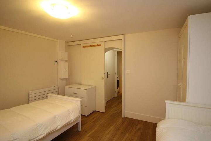 Ganze Wohnung, 3-Zimmer-Wohnung mit WIFI, 300 m zu den Thermen in Mont-Dore, Regionaler Naturpark Volcans d'Auvergne