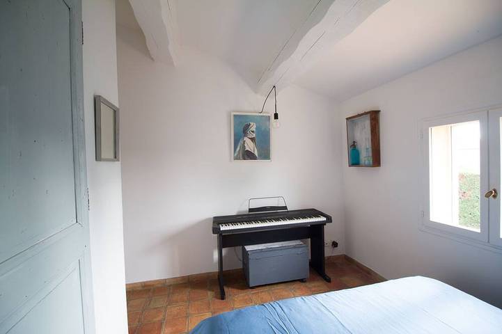 Location de vacances pour 9 personnes, avec terrasse et jardin, animaux acceptés à Éguilles - 4
