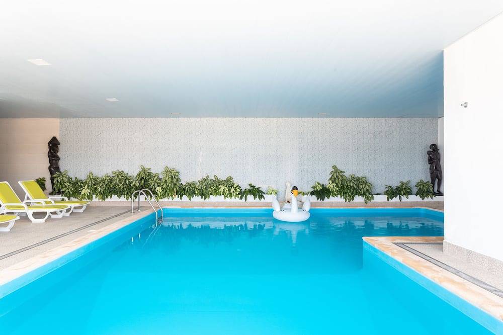 Villa con piscina cubierta climatizada - Vacaciones de invierno y verano in São Vicente do Paul e Vale de Figueira, Distrito de Santarém