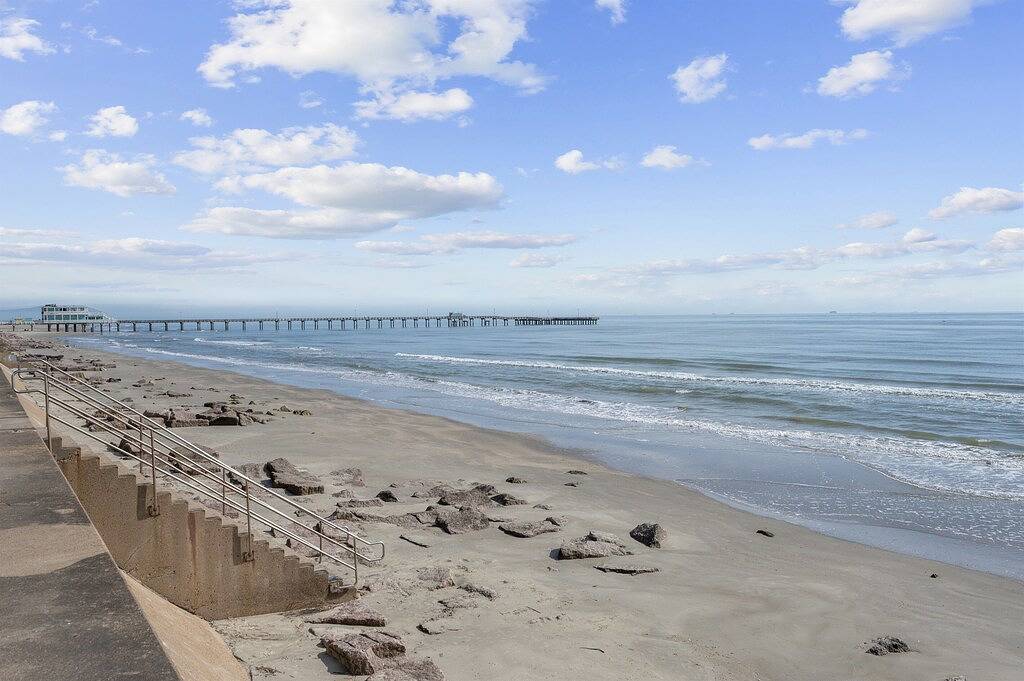 Ganze Wohnung, Wow Nur renoviert, Kingsize-Bett, Waschmaschine und Trockner, Haustiere willkommen, Amazing Ocean Views! in Galveston Island, Galveston