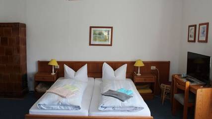 Zimmer für 4 Personen in Schwerin, Schweriner See, Bild 3