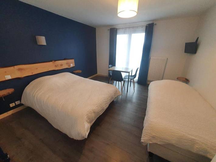 Hôtel pour 2 personnes, avec terrasse, animaux acceptés dans Grand lac de Laffrey - 4