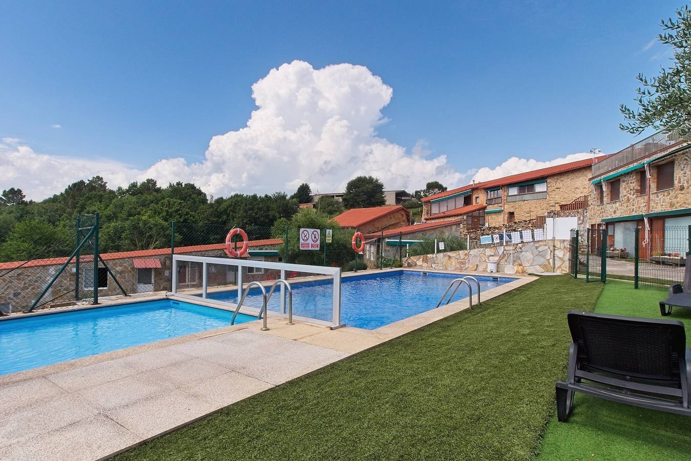 Chambre « Casa Jardin Habitación Doble » avec terrasse et jardin partagés in Monforte de Lemos, Reserva da Biosfera Ribeira Sacra e Serras do Oribio e Courel
