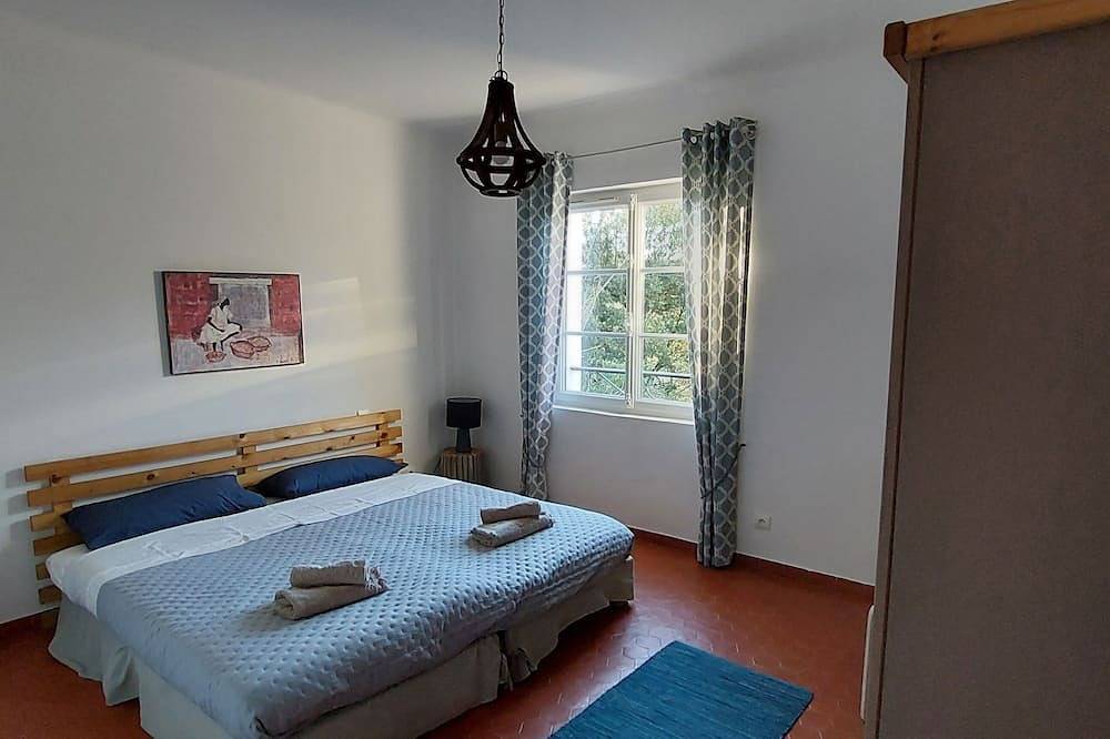 Zwischen Meer und Bergen: Stilvolle Bastide in der Provence mit Pool & Flügel in Salernes, Draguignan Region