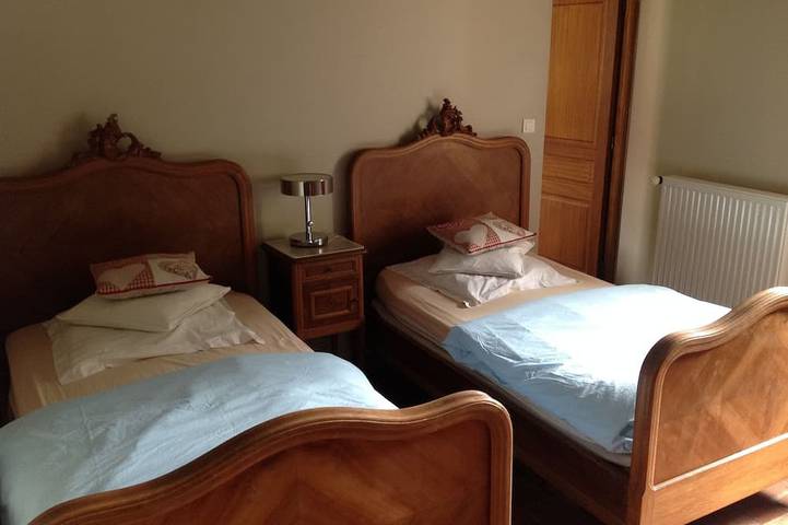 Location de vacances pour 8 personnes, avec jardin à Villeny - 2