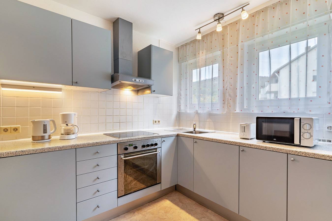 Appartamento intero, Appartamento di vacanza "Am Paradies" con balcone e Wi-Fi in Baden-Baden, Nordschwarzwald