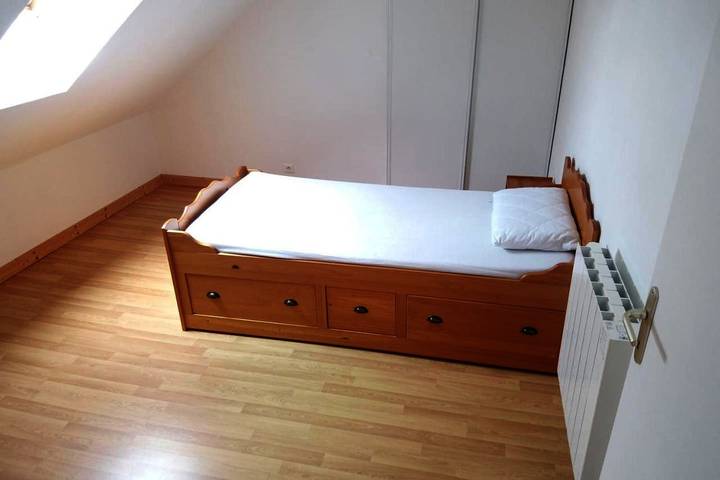 Location de vacances pour 10 personnes, avec Jardin à Dompierre-sur-Besbre - 3