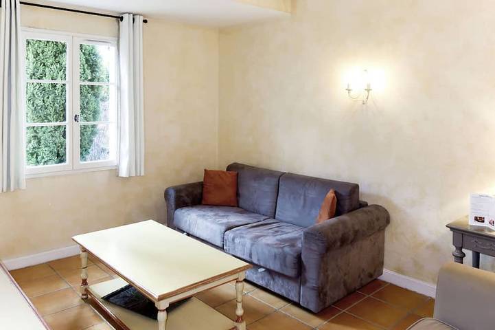 Location de vacances pour 4 personnes, avec sauna ainsi que terrasse et piscine, animaux acceptés dans Domaine de Fayence - 4