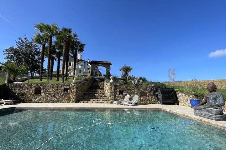 Location de vacances pour 2 personnes, avec jardin et piscine à Asson