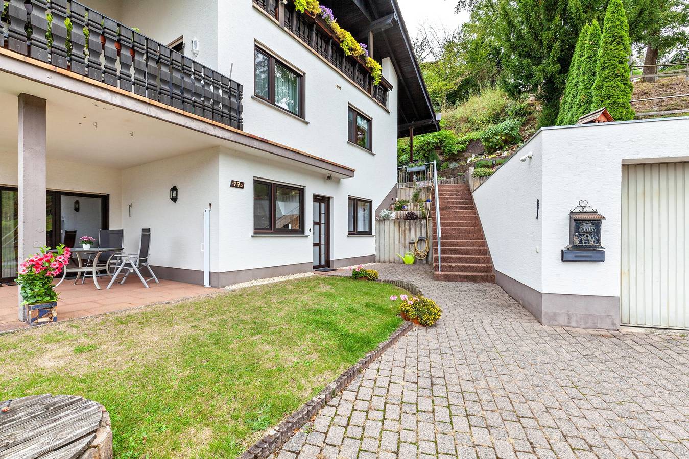 Apartamento entero, Apartamento "Klug" con terraza privada, jardín compartido y Wi-Fi in Haintchen, Selters