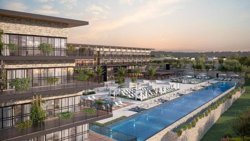 Hôtel pour 2 personnes, avec piscine et jacuzzi ainsi que balcon et sauna