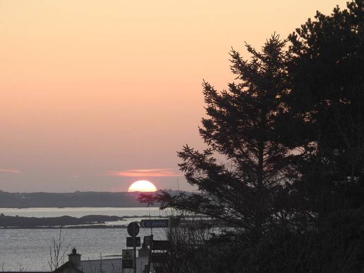 Location de vacances pour 2 personnes, avec vue et jardin, adapté aux familles dans Dunglow - 2