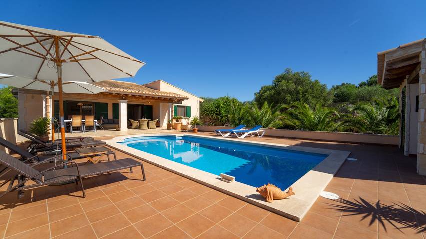 Finca für 7 Personen, mit Terrasse und Garten in Cala Figuera - 2