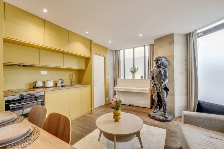 Ganze Wohnung, Charming 38 m² apartment with a piano — Paris 14th in 14e Arrondissement, Paris