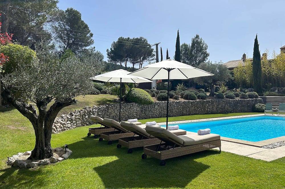 Stunning Bastide -  Aix-en-Provence – Pool, Garden, 5 Bedrooms in Ventabren, Mittelmeerküste (Frankreich)