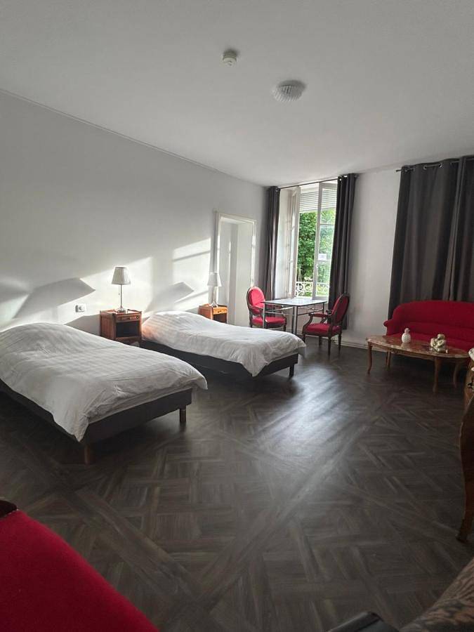 Gîte pour 2 personnes, avec jardin et vue à Luxeuil-les-Bains - 4