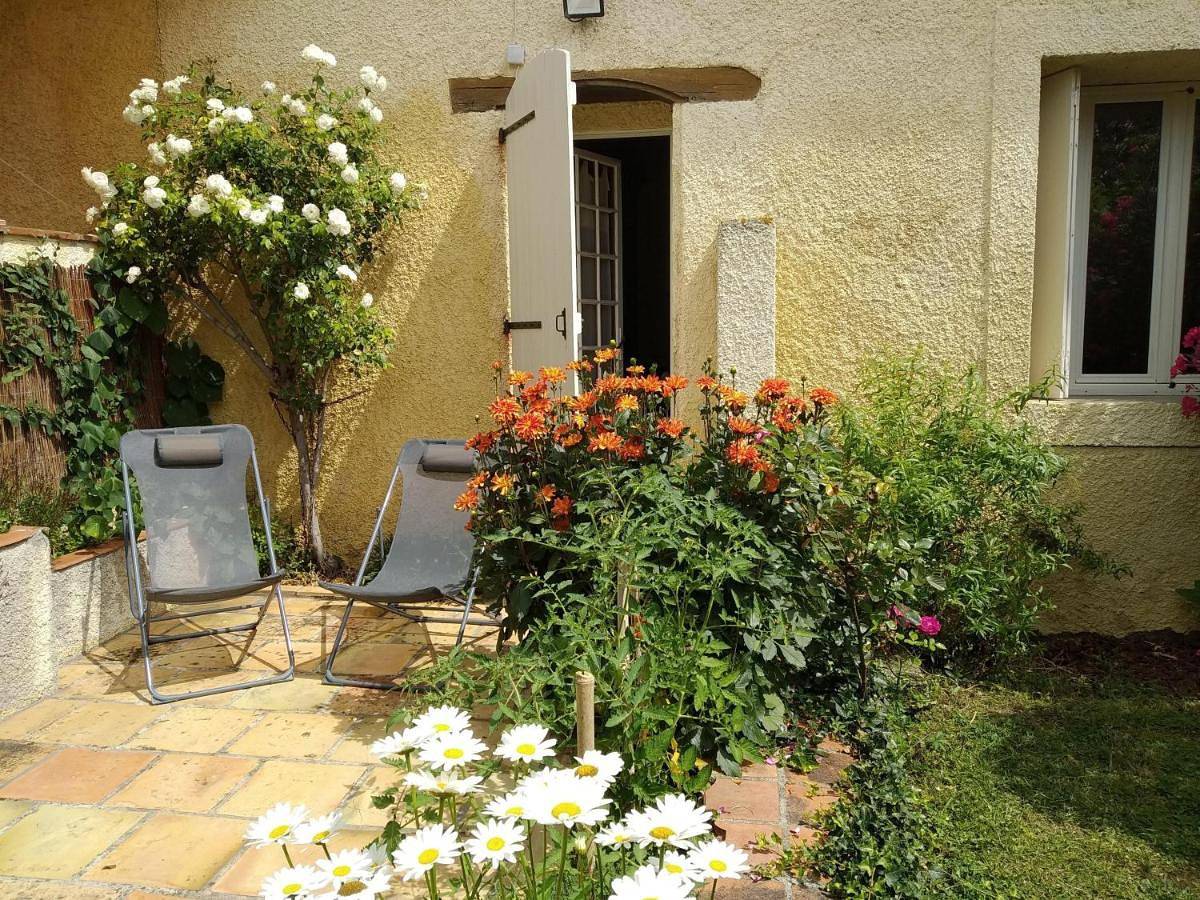 Four-Bedroom Holiday Home in Saramon, Gers