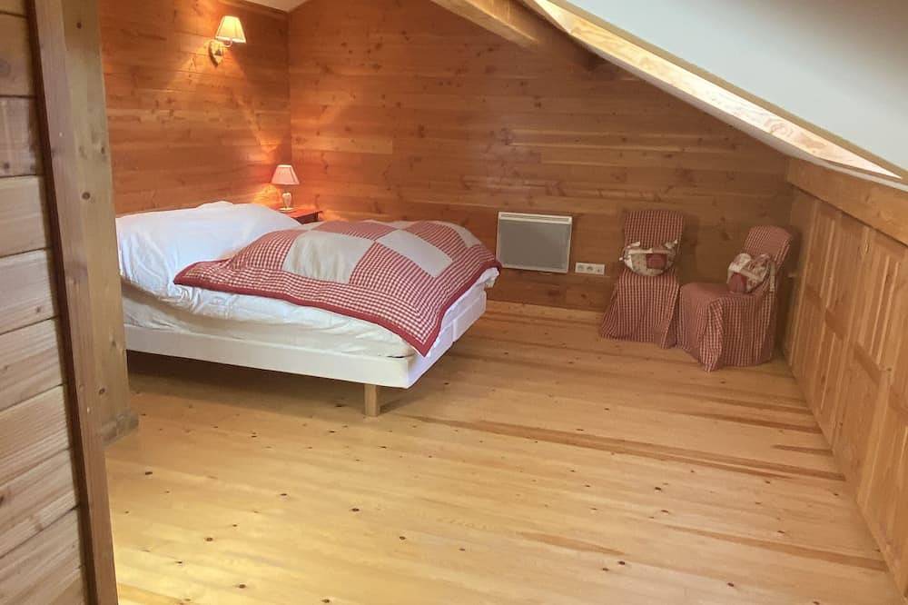 Apartamento entero, Magnífico apartamento tipo chalet con servicios de alta gama, impresionantes vistas. in Font-Romeu-Odeillo-Via, Parque Natural Regional de los Pirineos Catalanes