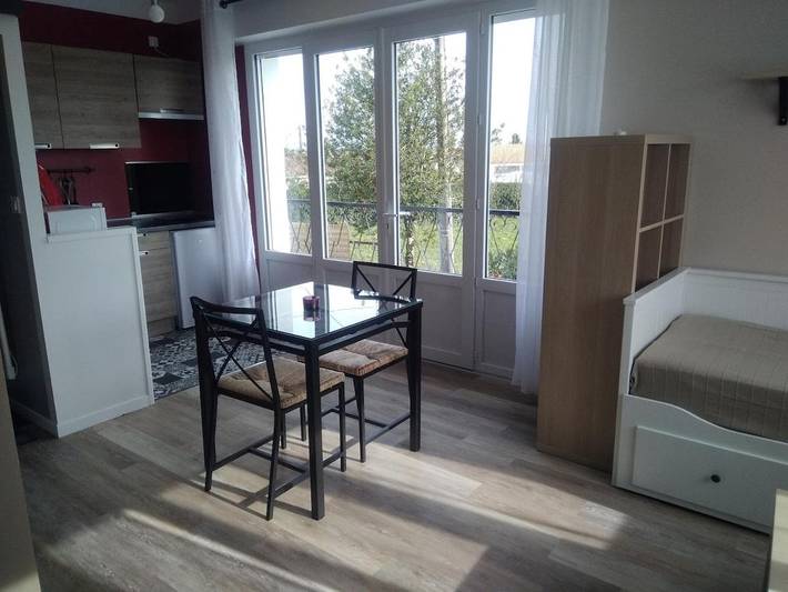 Appartement de vacances pour 2 personnes, avec terrasse à Saintes