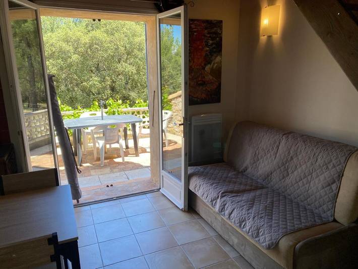 Gîte pour 3 personnes, avec vue ainsi que piscine et jardin à Sillans-la-Cascade - 2