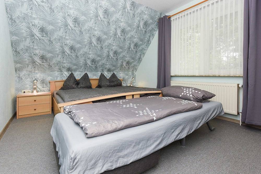 Ganze Wohnung, Ferienwohnung Eiche - Ferienhaus Elfriede Coordes in Moorweg in Moorweg, Nordseeküste