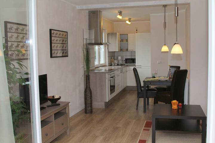 Ferienwohnung für 2 Personen, mit Balkon und Terrasse sowie Ausblick in Oranienburg - 3