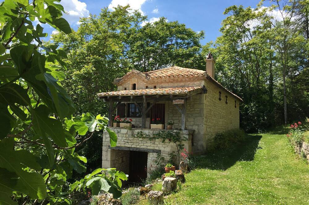 Une gîte pittoresque en plein nature près de Montcuq.. in Montcuq-en-Quercy-Blanc, Quercy