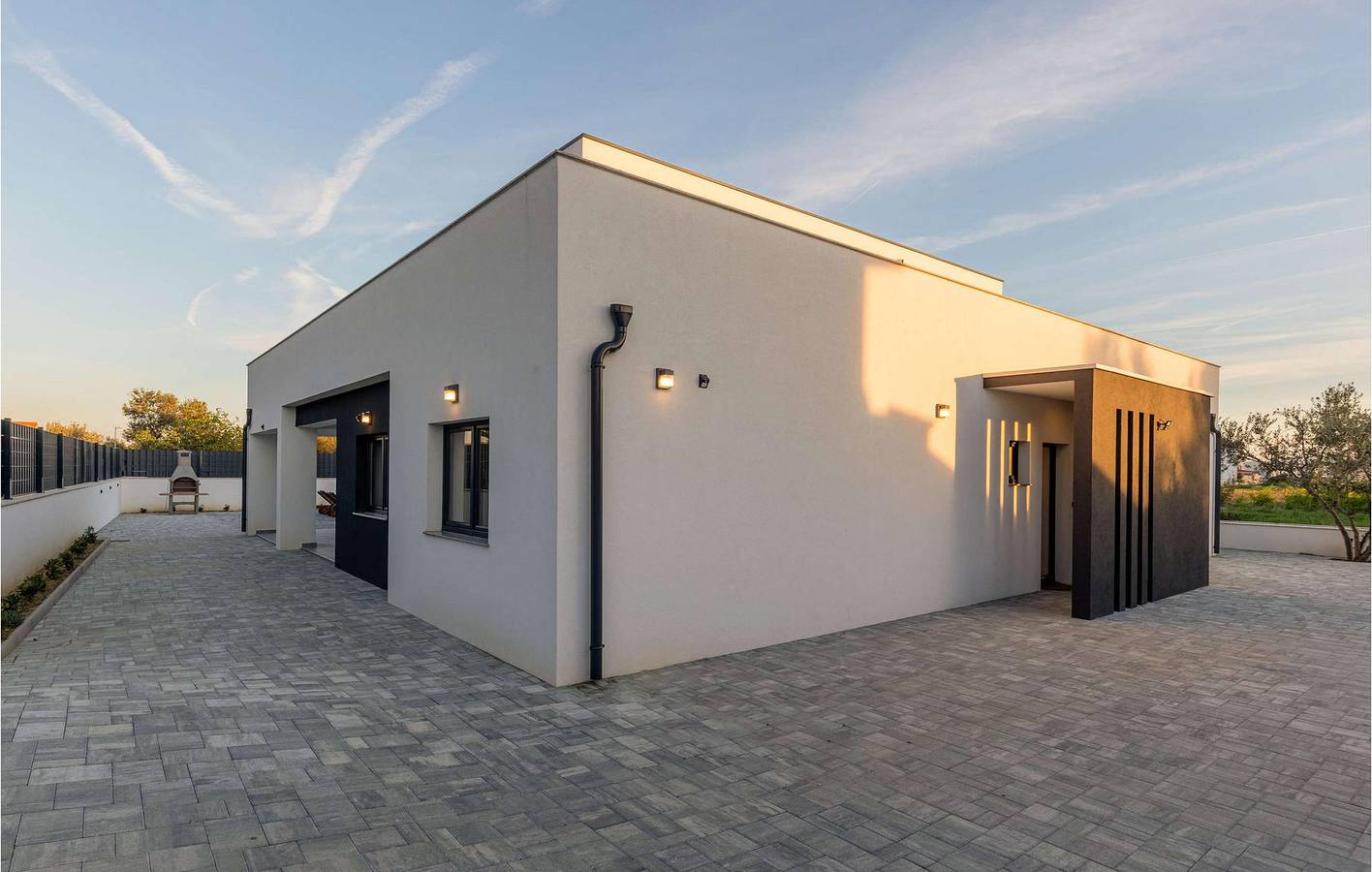 Ferienhaus für 8 Personen mit Pool in Sukosan, Zadar