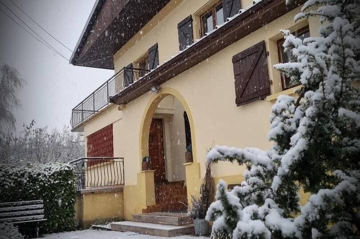 Location de vacances pour 6 personnes, avec balcon à Gilly-sur-Isère