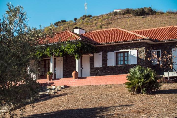 Casa rural para 8 personas, con piscina y jardín en Mogadouro - 2