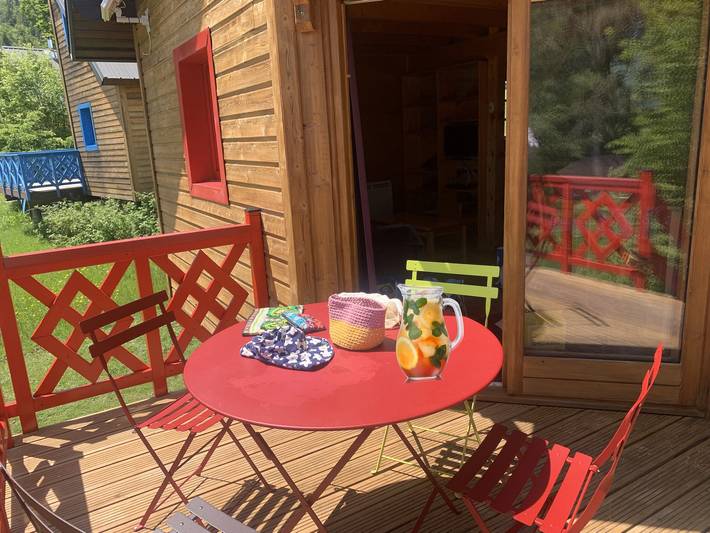 Chalet pour 4 personnes, avec Jardin et Bassin pour enfant