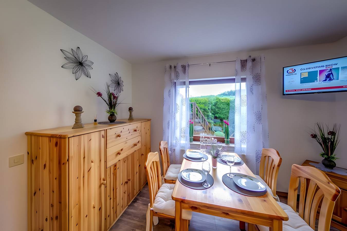 Ganze Wohnung, Ferienwohnung Sauerland – Oase mit privater Terrasse, Garten und Wlan in Medebach, Hochsauerlandkreis