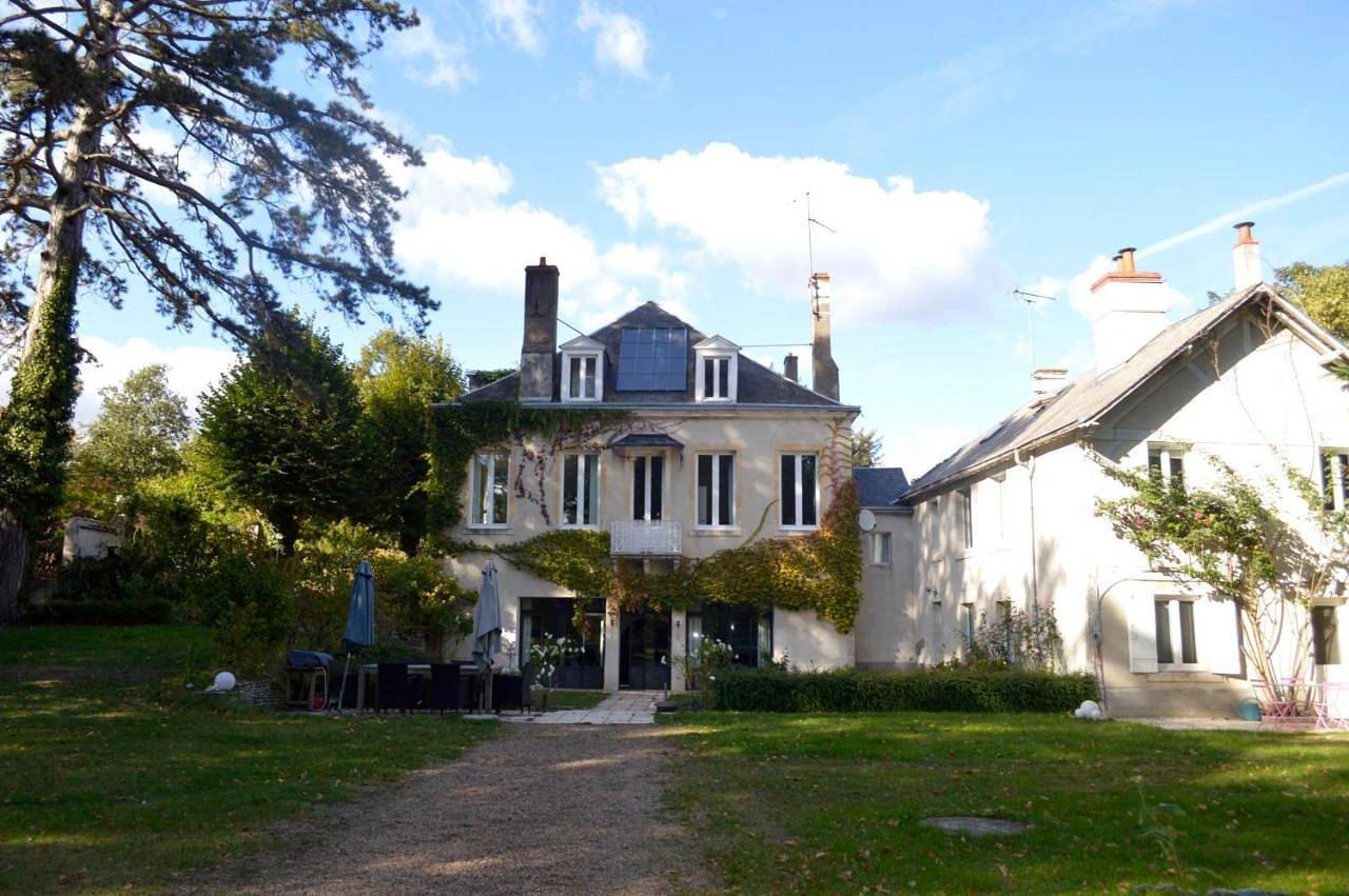 Maison lamrique welcome you to one of their rooms Dogs are also welcomed in Saint-Jean-le-Blanc, Vallée de la Loire