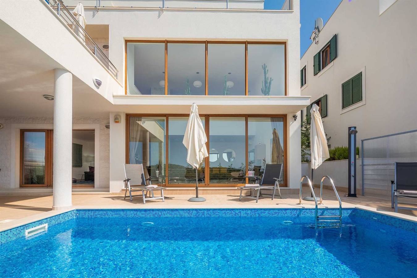 Luxusvilla Jasmin mit Pool in Rogoznica, Šibenik-Knin