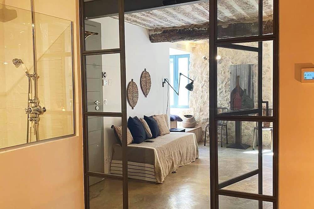 Apartamento entero, Cosy 1-Bedroom Studio in Valbonne Village in Valbonne, Costa mediterránea (Francia)