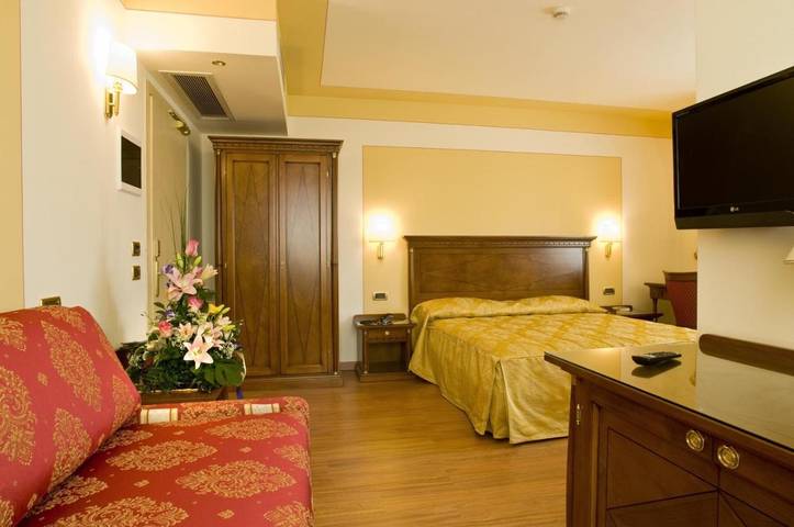 Hôtel pour 3 personnes, avec Terrasse et Jardin à Zevio