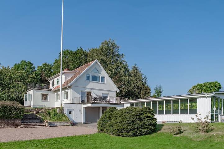 Ferienhaus für 8 Personen, mit Balkon und Sauna in Bastad