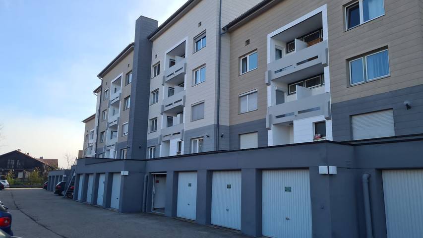 Ferienwohnung für 2 Personen, mit Balkon und Sauna sowie Seeblick in Prien