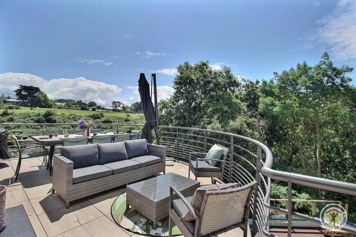 Gîte pour 9 personnes, avec jacuzzi et sauna ainsi que terrasse et piscine à Trébeurden - 3