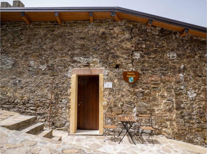 Appartamento intero, Giardino Siniscalchi - Appartamento 1 con wi-fi e aria condizionata in Torchiara, Cilento