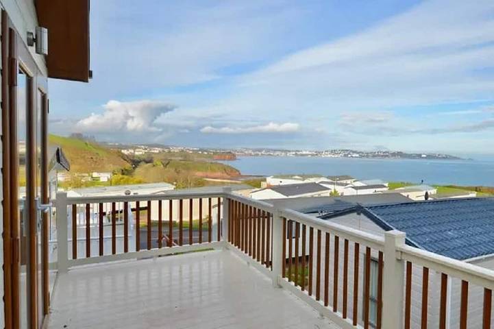 Glamping for 4 people in Paignton