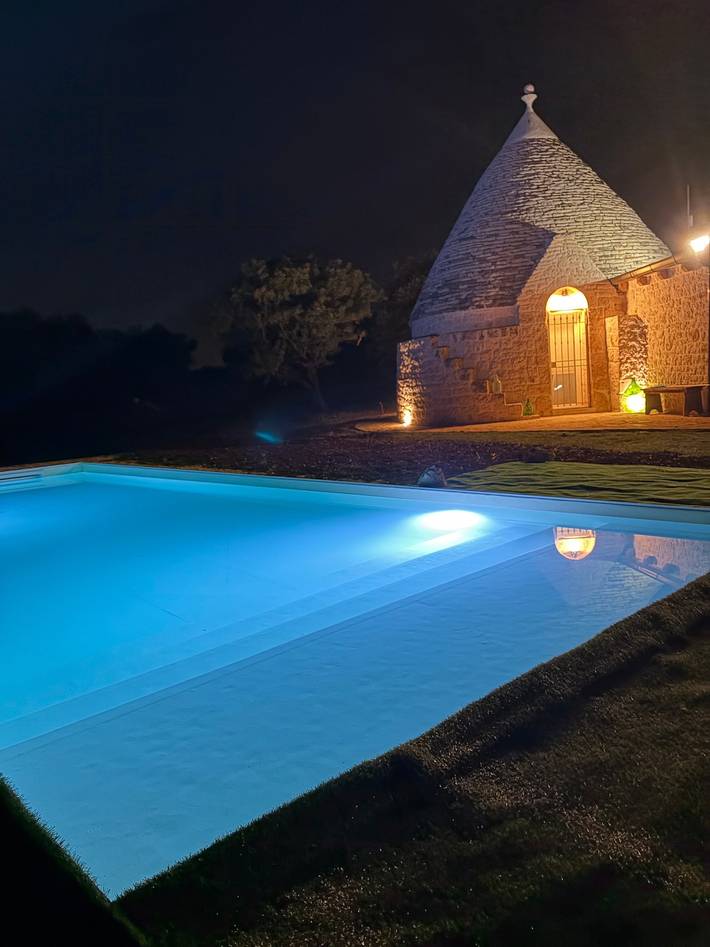 'Il Trullo di Grace' con Giardino Privato, Wi-Fi e Aria Condizionata in Castellana Grotte, Provincia di Bari