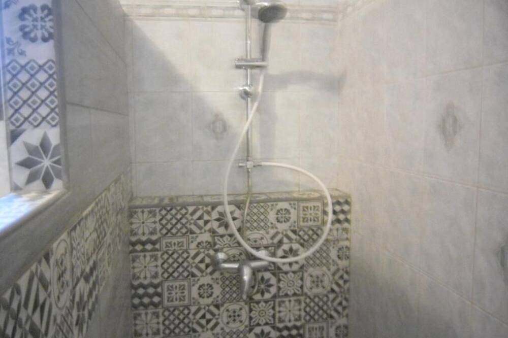 Zimmer mit Blick auf die Teiche in Saintes-Maries-de-la-Mer, Arles und Umgebung