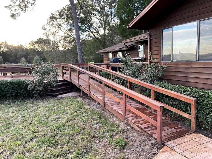 Ferienhaus für 10 Personen, mit Terrasse und Garten - 1