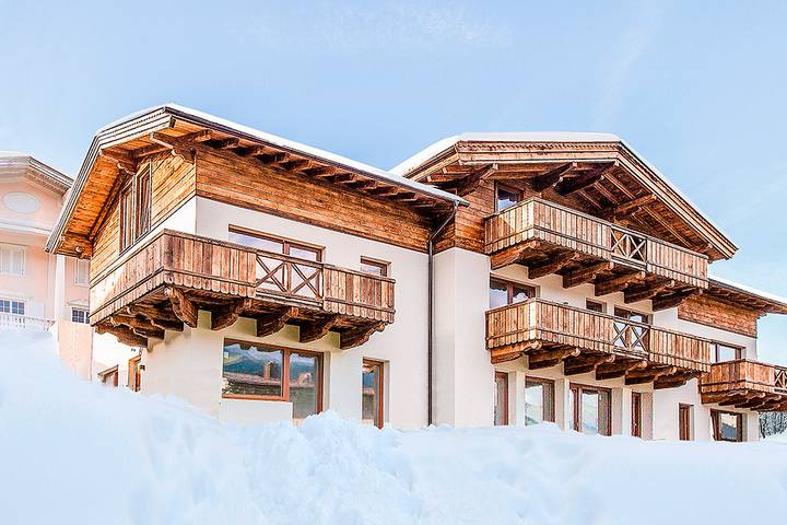 Ferienhaus für 9 Personen, mit Balkon und Terrasse sowie Sauna und Ausblick in Mittersill