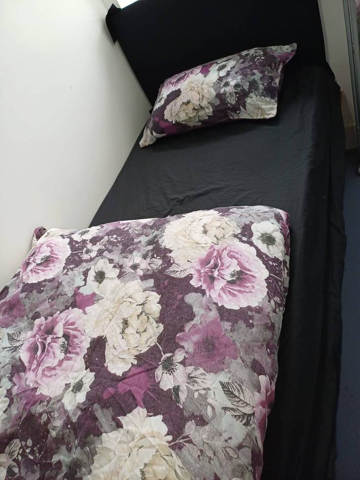 Single Cosy Room near Cbs Arena and M6 in Cv6 4Df in Coventry, Birmingham Area